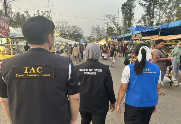 ลงพื้นที่อำนวยความสะดวกและดูแลความปลอดภัยนักท่องเที่ยวในงาน “วันวีรกรรมทหารเรือไทยในยุทธนาวีที่เกาะช้าง” ครั้งที่ 38 ประจำปี 2569