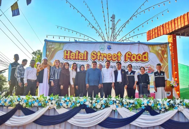ลงพื้นที่อำนวยความสะดวกและดูแลความปลอดภัยนักท่องเที่ยวในงาน "เทศกาลอาหารฮาล้าล"